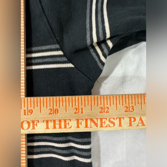 2000s ECKO EMBROIDERED POLO LARGE BLACK RHOMBUS STRIPED - Picture 9 of 15